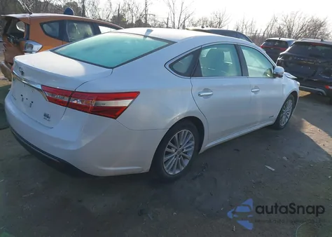 2014 Toyota Avalon Hybrid Xle Touring z USA, uszkodzony, nr VIN 4T1BD1EB4EU019692